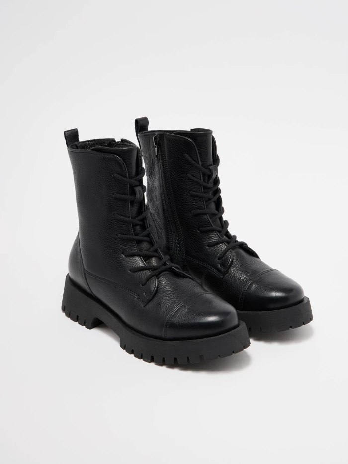 Lanius Schnürstiefel