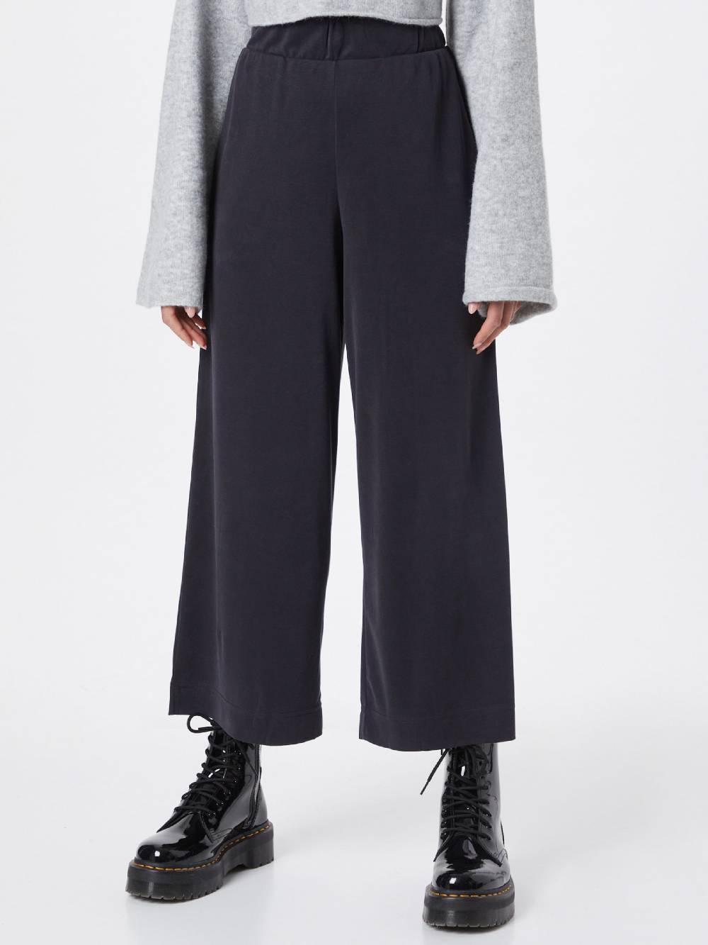 Monki Wide leg Pants in Black Fabrikladen
