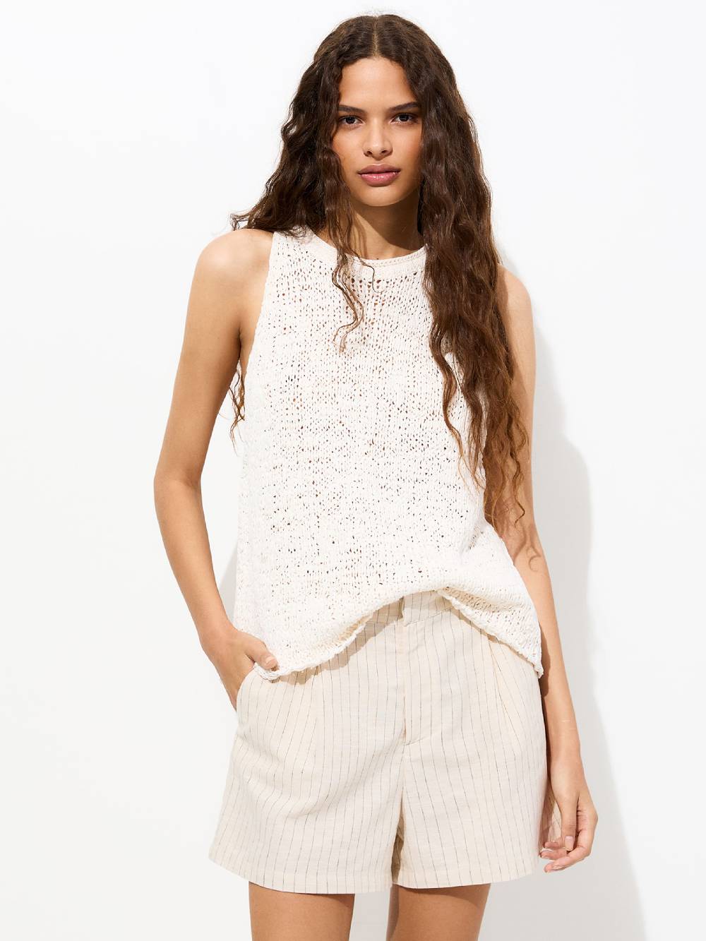 Pull&Bear Knitted Top in Light Beige Valentinstagsangebot