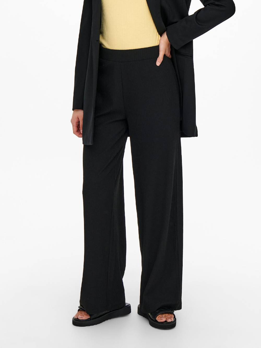 ONLY Wide leg Pants 'ONLNella' in Black Outlet