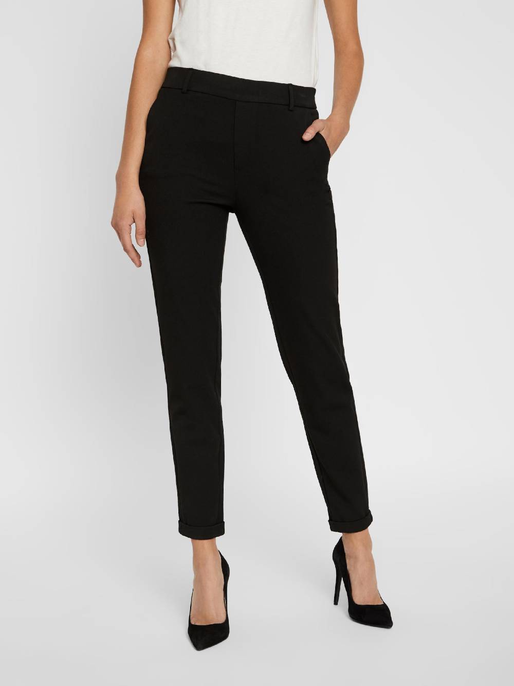 VERO MODA Regular Chino Pants 'VMMaya' in Black Verkauf