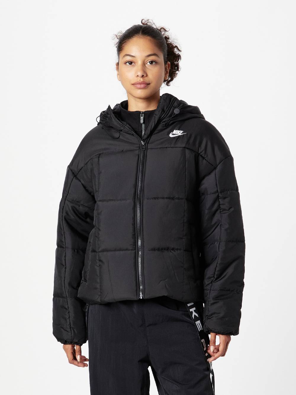 Nike Sportswear Winter Jacket 'Essentials' in Black Zeitlich begrenztes Angebot