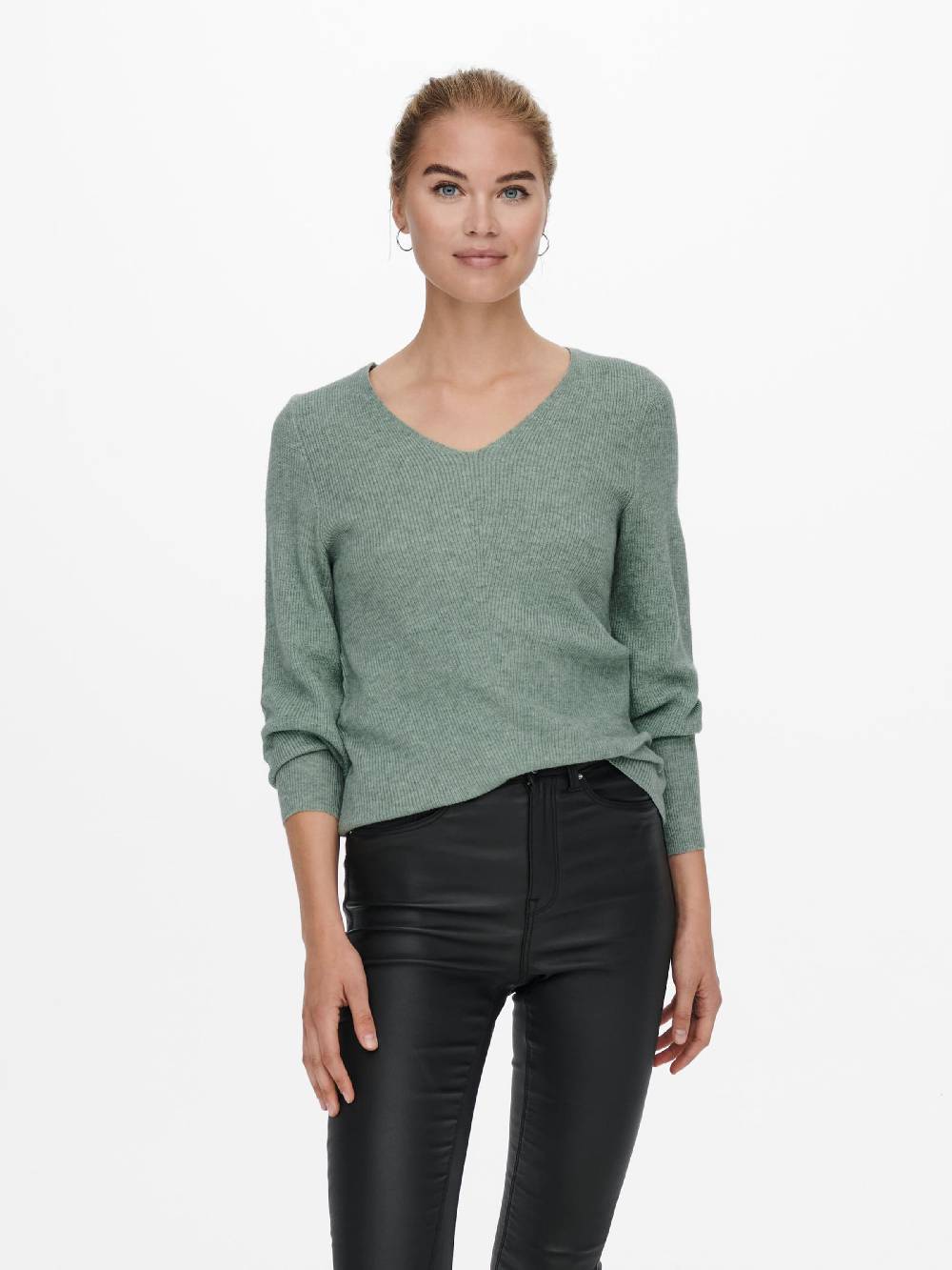 ONLY Sweater 'ONLAtia' in Jade Saisonschlussverkauf