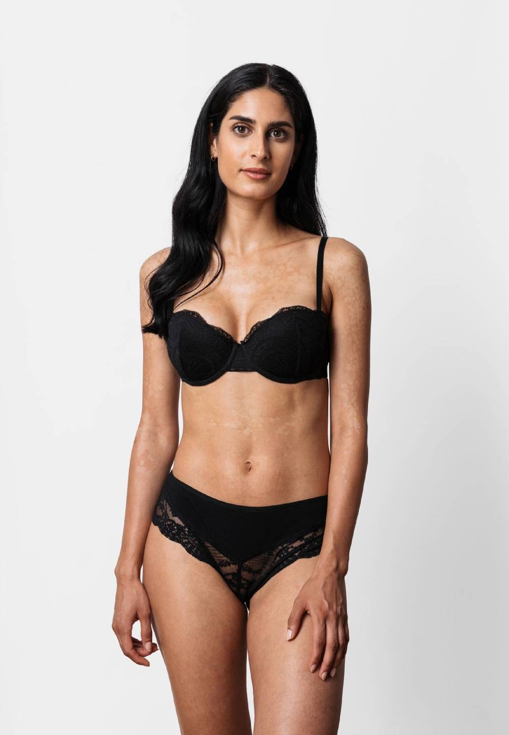 SNOCKS Boyshorts 'Spitze' in Black Räumungsverkauf