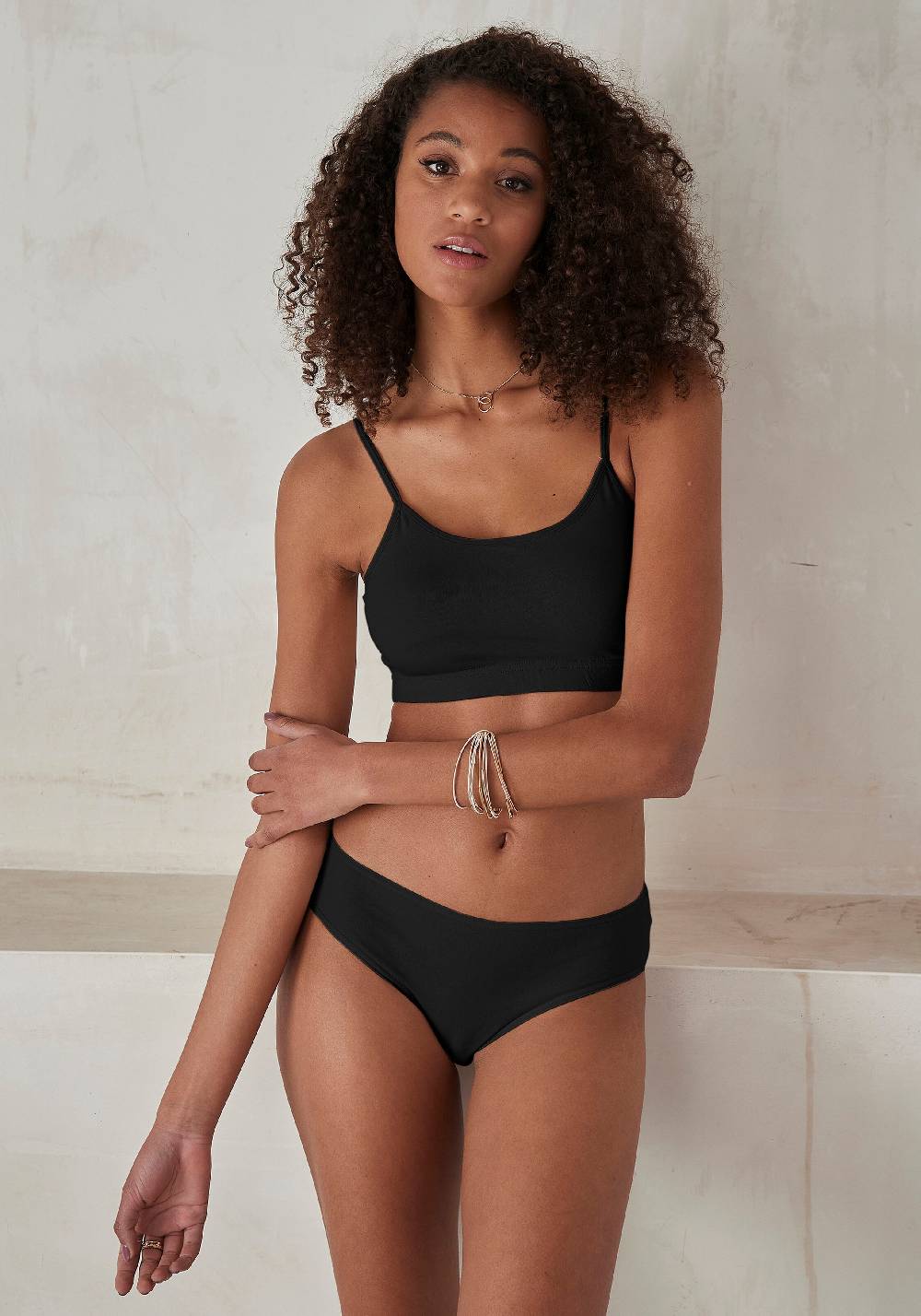 LASCANA Panty in Black Sonderangebot der Fabrik
