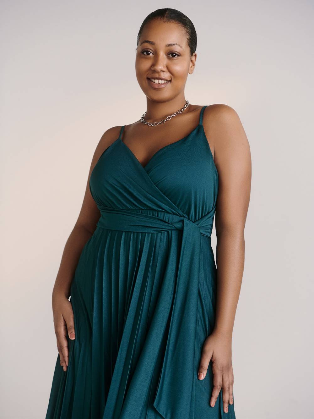 Guido Maria Kretschmer Curvy Dress in Emerald Saisonschlussverkauf