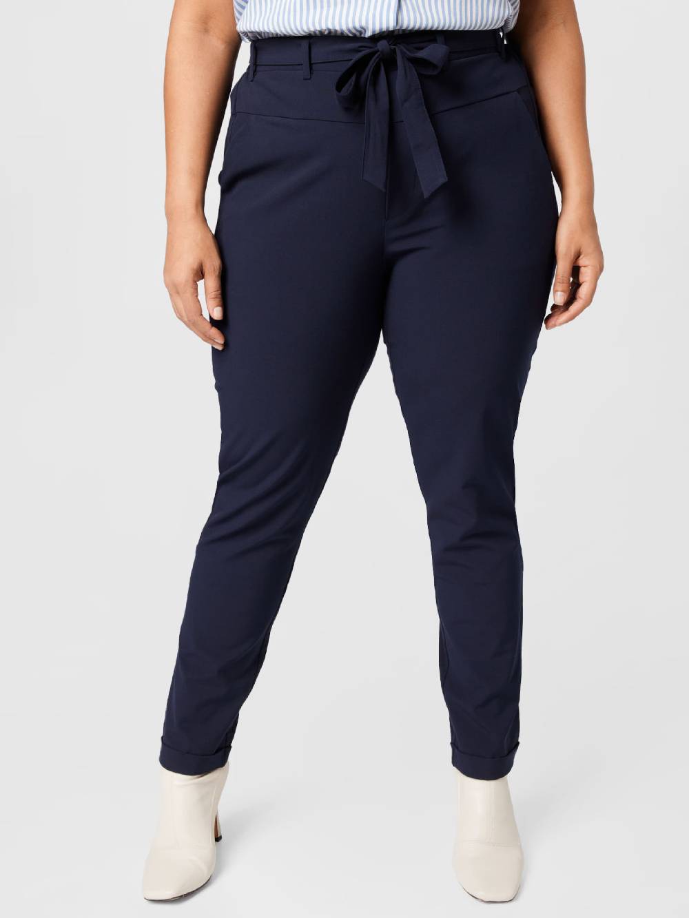 KAFFE CURVE Regular Pants 'Jia' in Ultramarine Blue Osterangebot