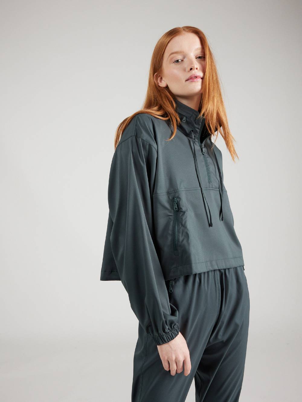Girlfriend Collective Athletic Jacket 'Hummingbird' in Emerald Speichern exportieren