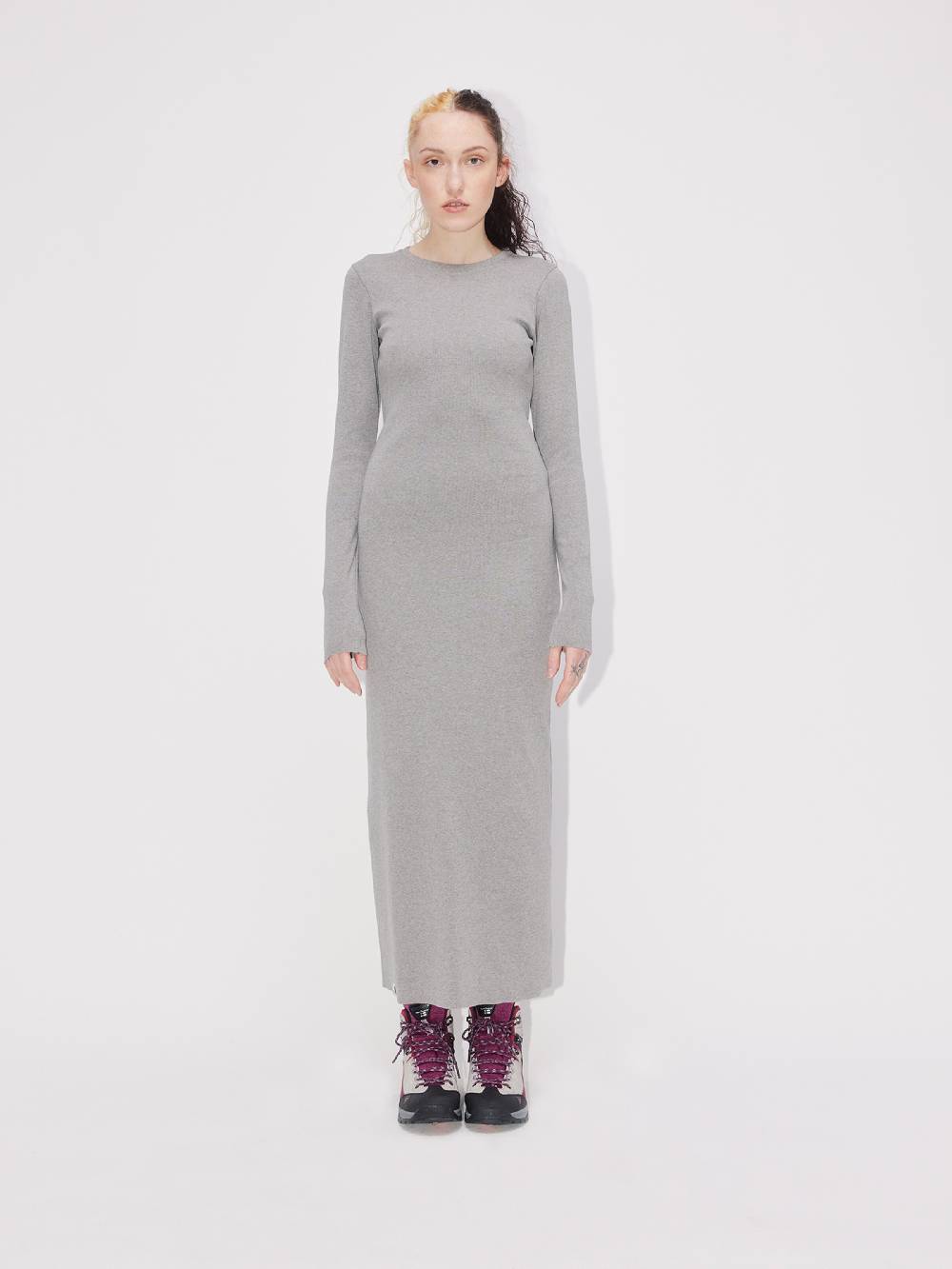 ABOUT YOU REBIRTH STUDIOS Dress 'Essential' in Grey Neueste Mode
