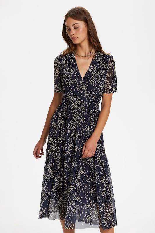 SOAKED IN LUXURY Dress 'Aldora' in Night Blue VIP-Rabatte
