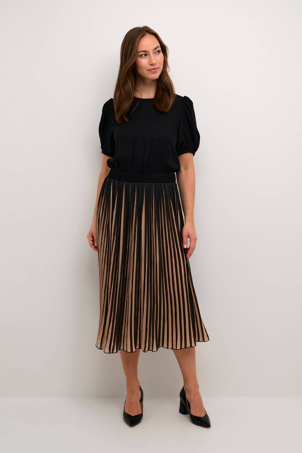 CULTURE Dress 'Carly' in Black Bis zu 50% Rabatt
