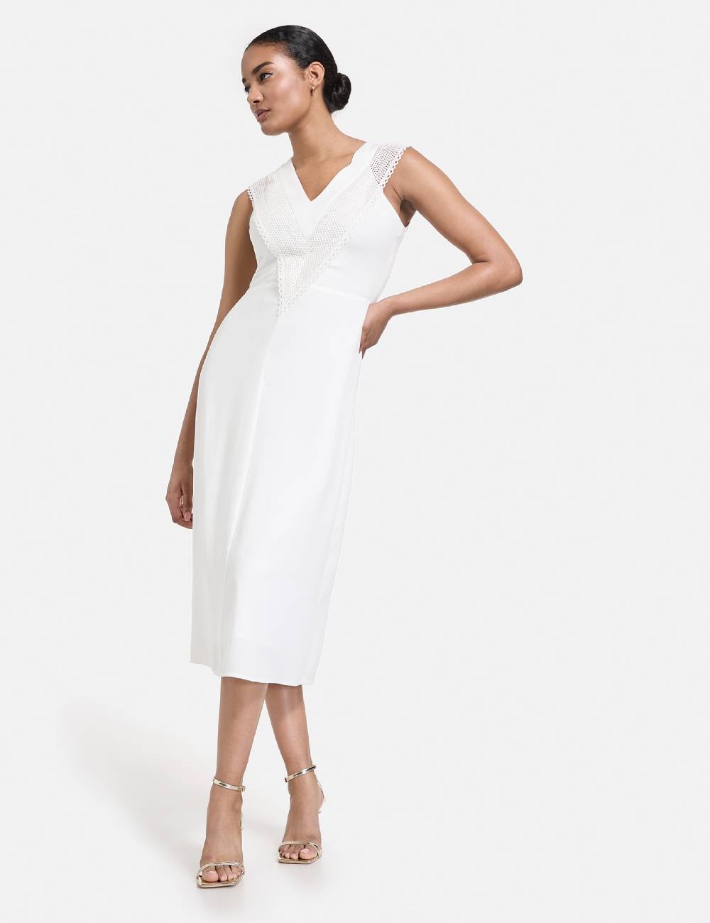 TAIFUN Dress in White Discount Store für neue Produkte