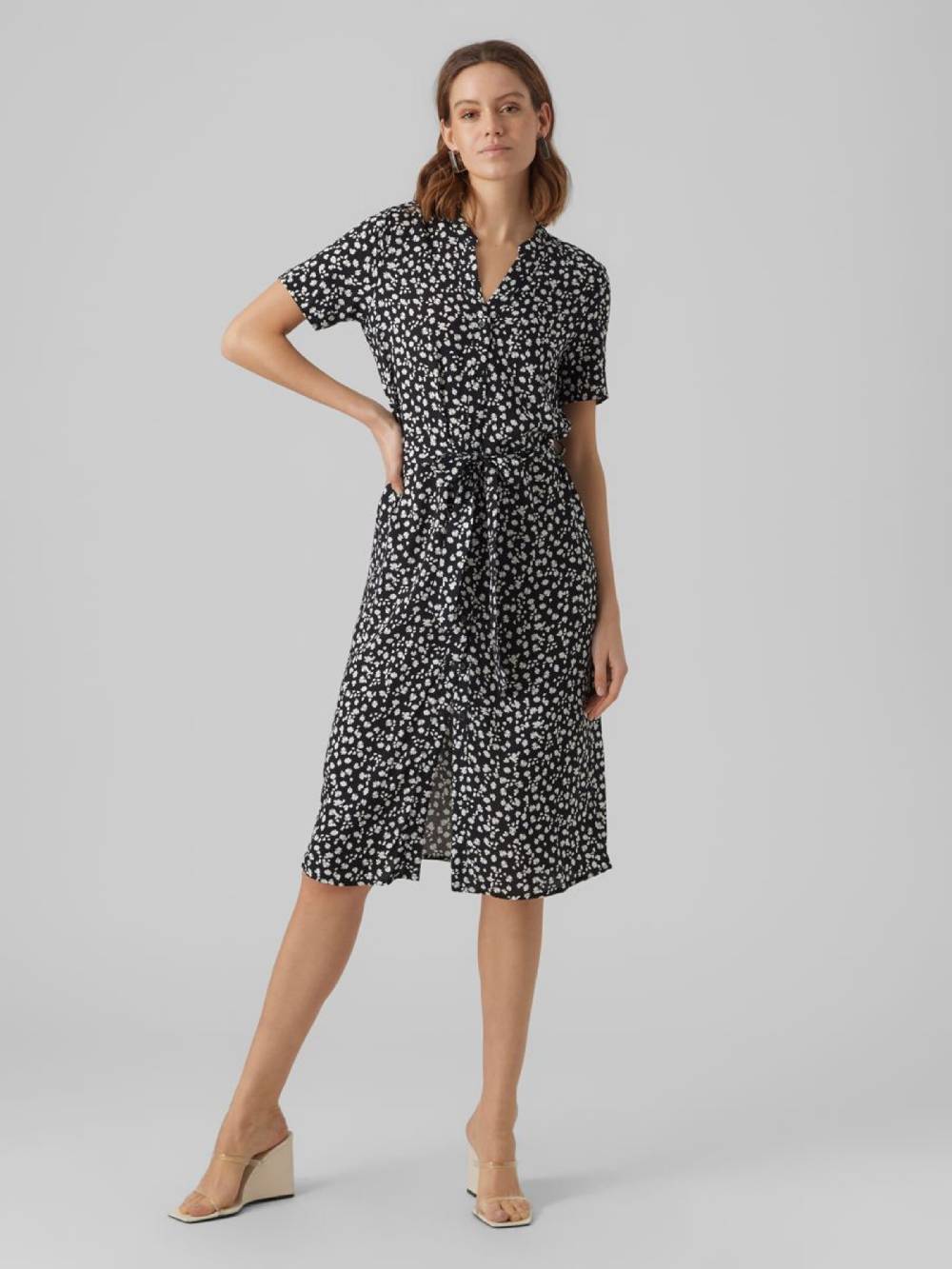 VERO MODA Shirt Dress 'Vica' in Black Exklusivangebot