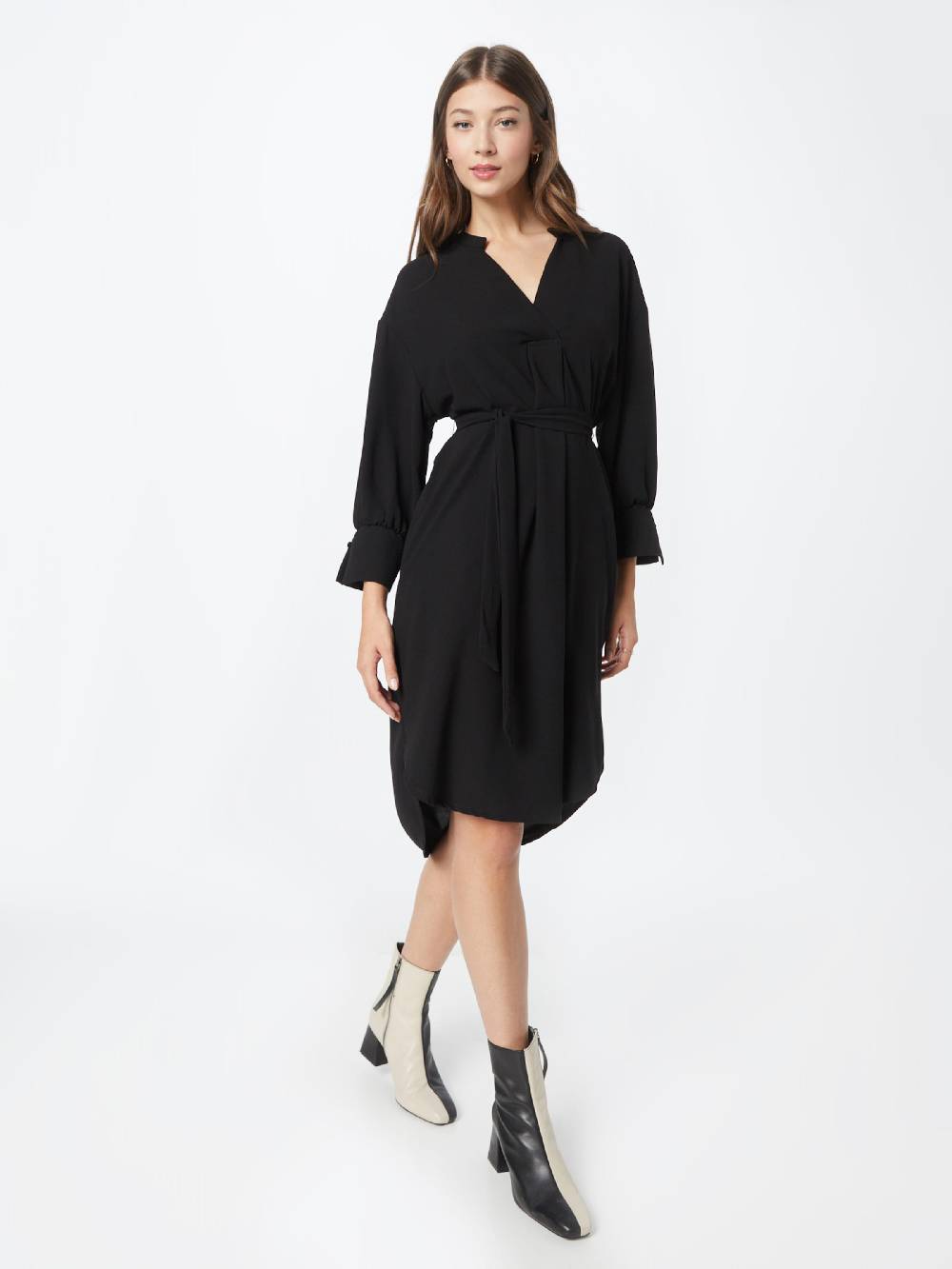 Peppercorn Shirt Dress 'Sabia' in Black Weihnachtsangebot