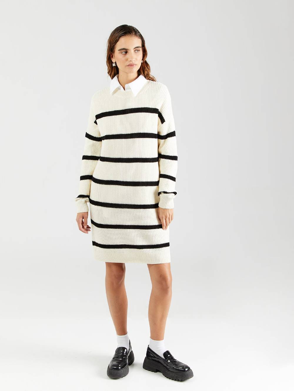 Noisy may Knitted dress 'NMMAYSA' in Cream Valentinstagsangebot