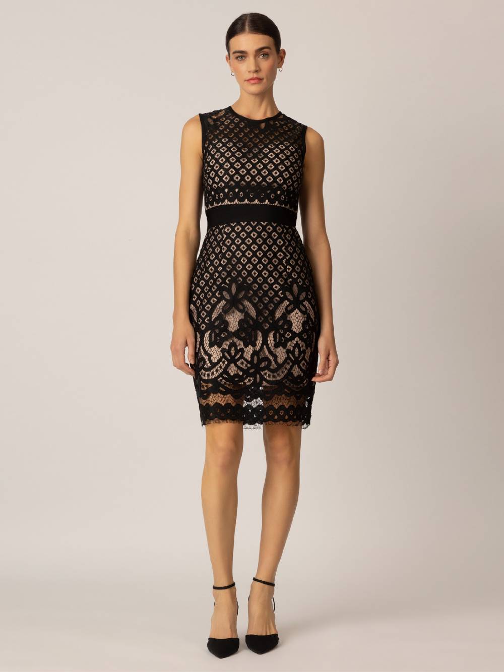 APART Cocktail Dress in Black Blitzangebot