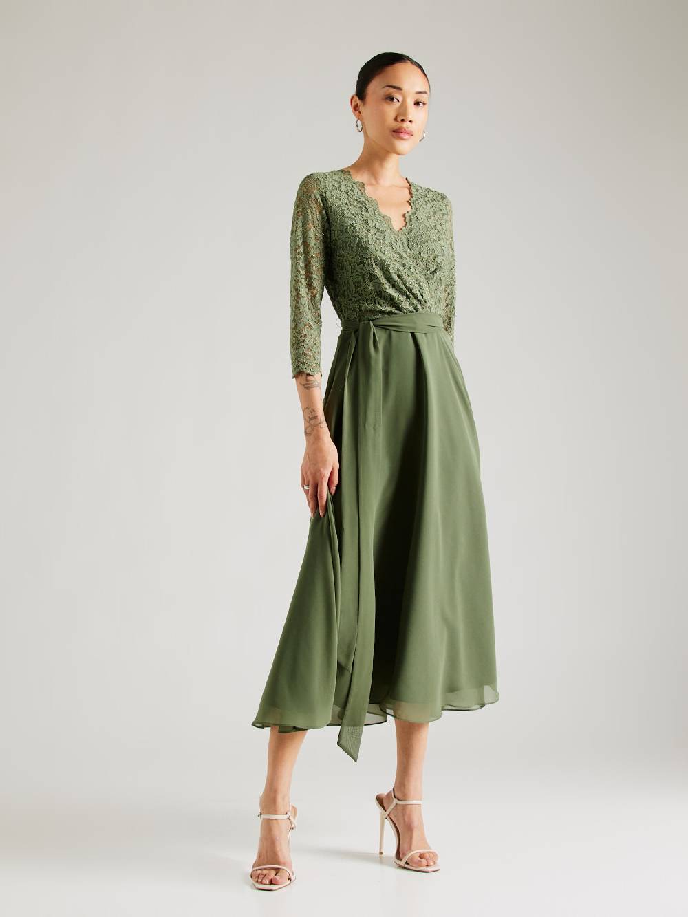 SWING Cocktail Dress in Khaki Große Rabatte