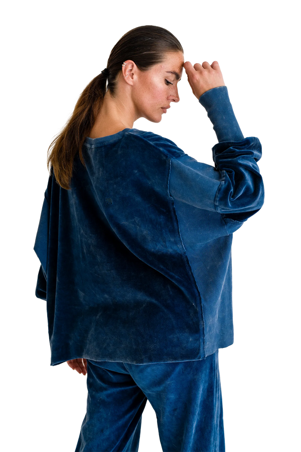 Love Joy Victory Velvet Sweatshirt Maia Meist gekauft