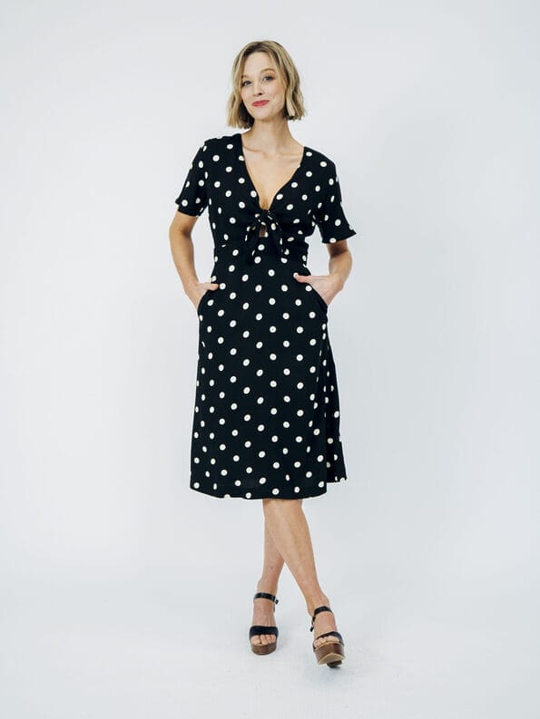 Mademoiselle YéYé Kleid mit Knotendetail aus EcoVero by Lenzing Meist gekauft