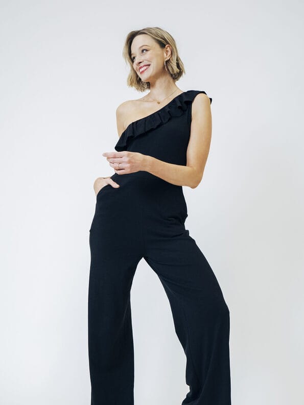 Mademoiselle YéYé One Shoulder Jersey Jumpsuit aus Bio-Baumwolle Rabatt