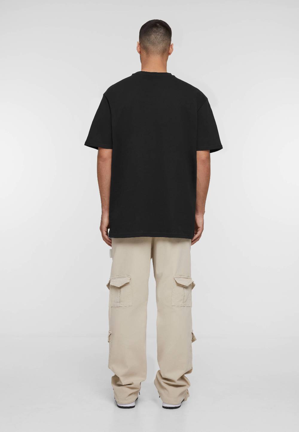 MJ Gonzales Oversized Tee - Angel’s Armor Weihnachtsangebot