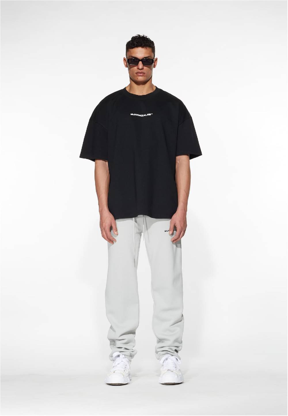 MJ Gonzales Graffiti x Heavy Boxy Tee Valentinstagsangebot