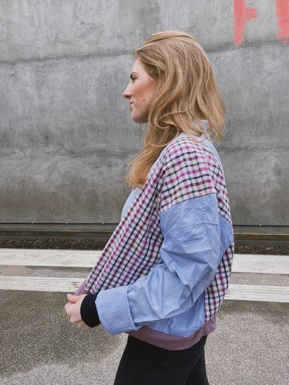 Nonoi Studio Blouson // Rosa + Blau // Onesize Tiefpreis
