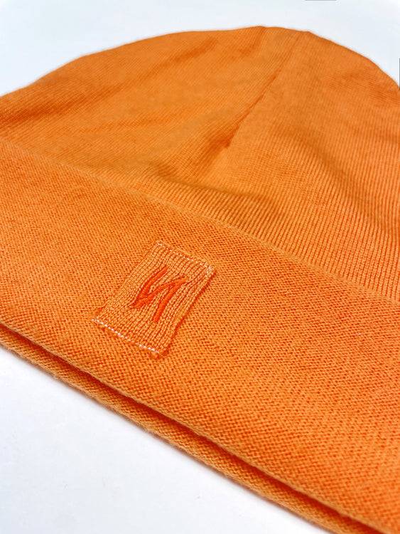 Nonoi Studio MÜTZE "NEVILLE" ORANGE AUS WOLLE // UNISEX Fabrikpreis