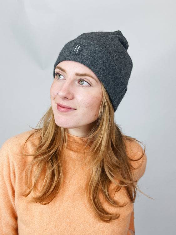 Nonoi Studio MÜTZE GRAU "TOKYO" AUS KASCHMIR // UNISEX Zeitlich begrenztes Angebot