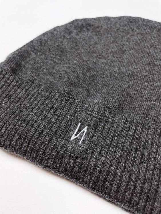 Nonoi Studio MÜTZE GRAU "TOKYO" AUS WOLLE // UNISEX Räumungsverkauf