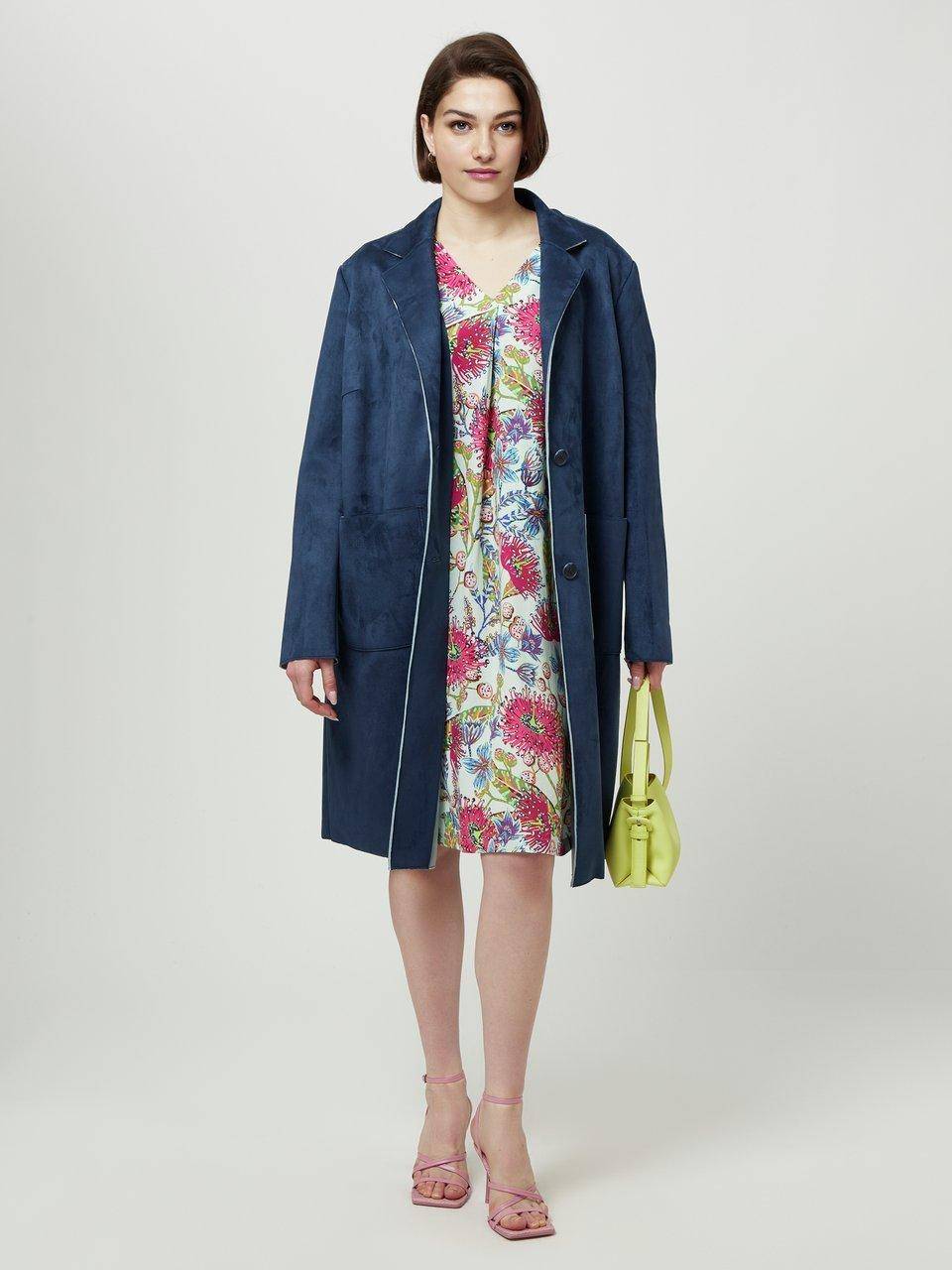 Emilia Lay Gehrock Neueste Mode
