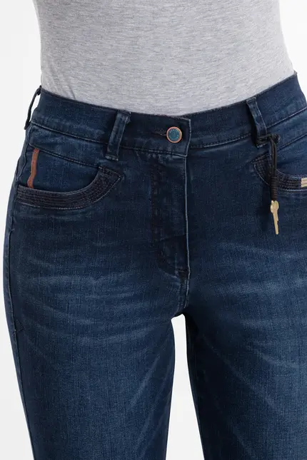Recover Pants Powerstretch-Jeans Ronja in DARK BLUE Artikelnummer REC-13330-U4080-499 Vierteljährliche Förderung