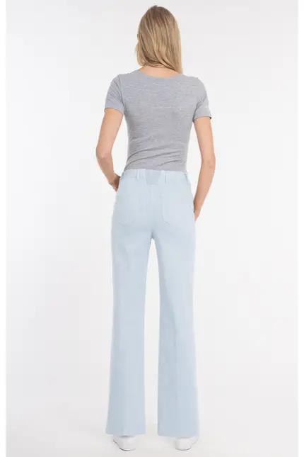 Recover Pants Flared-Jeans Tanja in HELLBLAU Artikelnummer REC-13406-01-4362-435 zollfrei