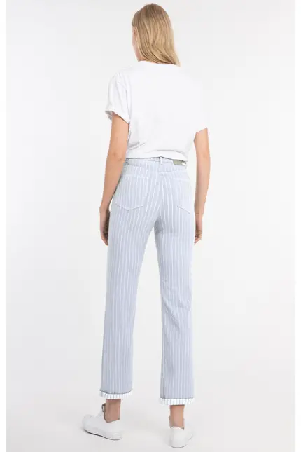 Recover Pants Straight-Jeans Hazel in HELLBLAU Artikelnummer REC-13373-01-4336-435 Online