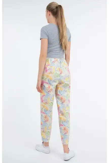 Recover Pants Relaxed Fit-Hose GWEN in DRUCK BUNT Artikelnummer REC-13382-4086-6 Exklusivangebot