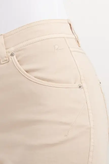 Recover Pants Relaxed Fit-Hose CARA in CREME Artikelnummer REC-12626-03-4035-208 Exklusive Angebote