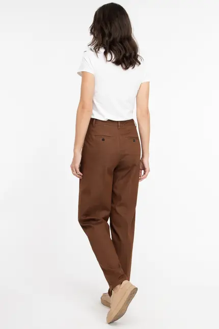 Recover Pants Bundfaltenhose Peggy in Tabakbraun Artikelnummer REC-12641-U4143-822 Neuheiten