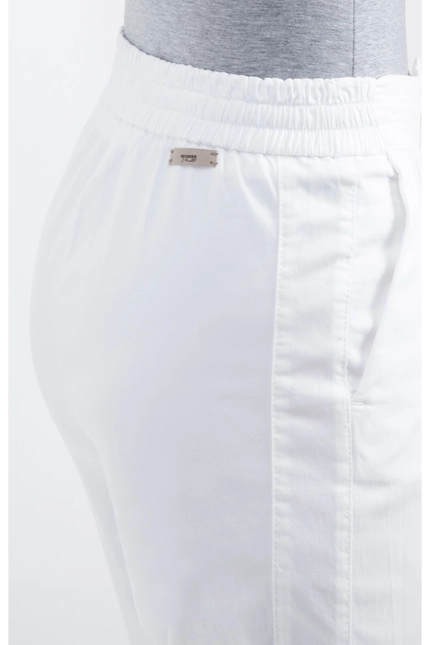 Recover Pants Corin, Relaxed Fit-Hose im Chinostyle in WEIß Artikelnummer REC-13326-4041-110 Letzter Tag