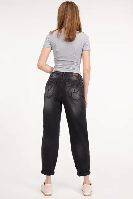 Recover Pants Amira, Relaxed-Fit Jeans in BLACK Artikelnummer REC-13324-03-3880-999 Nur noch ein Tag übrig