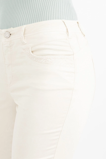 Recover Pants Recover Pants Damen Hose in modischer Färbung in SAND Artikelnummer REC-13324-01-4040-208 Limitierter Zeitrabatt