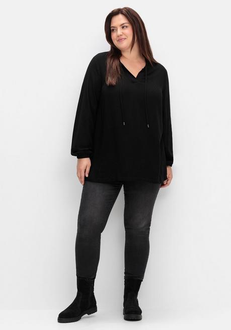 sheego Tunika mit V-Schlitz, Rüsche und Bindeband - schwarz sheego Top Angebot