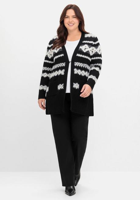 sheego Strickjacke mit Intarsienmuster aus Flauschgarn - schwarz gemustert sheego Sonderangebote