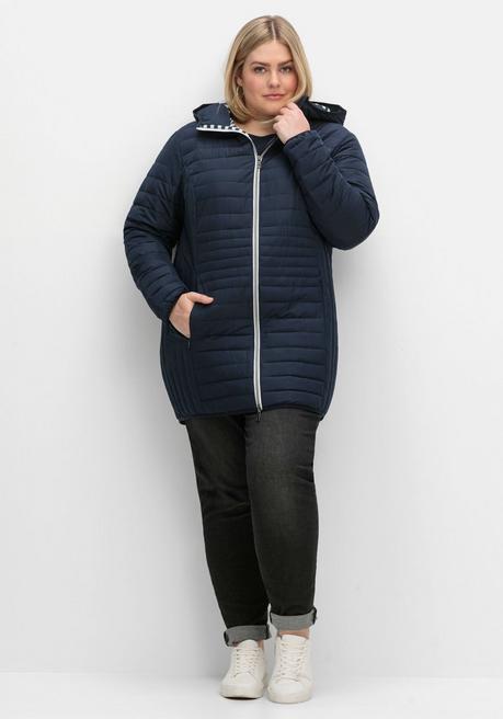 sheego Leicht wattierte Longsteppjacke mit Kapuze - nachtblau sheego 50% Rabatt mit kostenlosem Versand