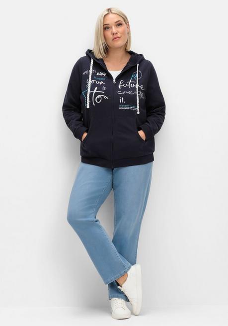 sheego Kapuzensweatjacke mit Print und Kängurutasche - marine sheego Nur noch ein Tag übrig