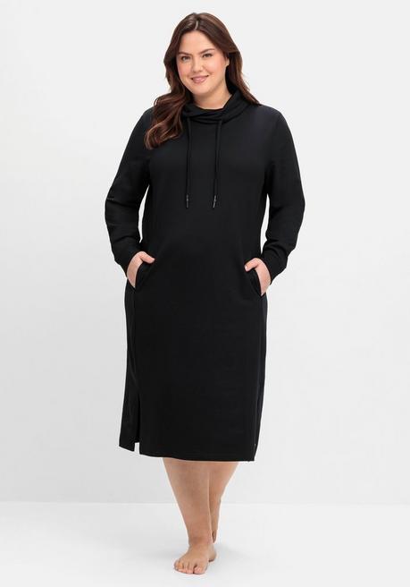 sheego Sweatkleid mit weitem Kragen und Seitentaschen - schwarz sheego Weihnachtsangebot
