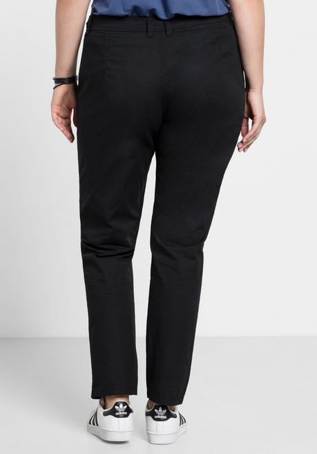 sheego Schmal zulaufende Chinohose mit Bundfalten - schwarz sheego Neueste Mode