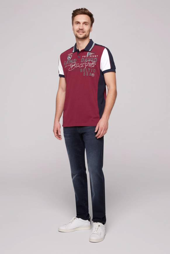 Soccx Pikee-Polo mit Color-Blocking und Artwork burgundy Speichern exportieren