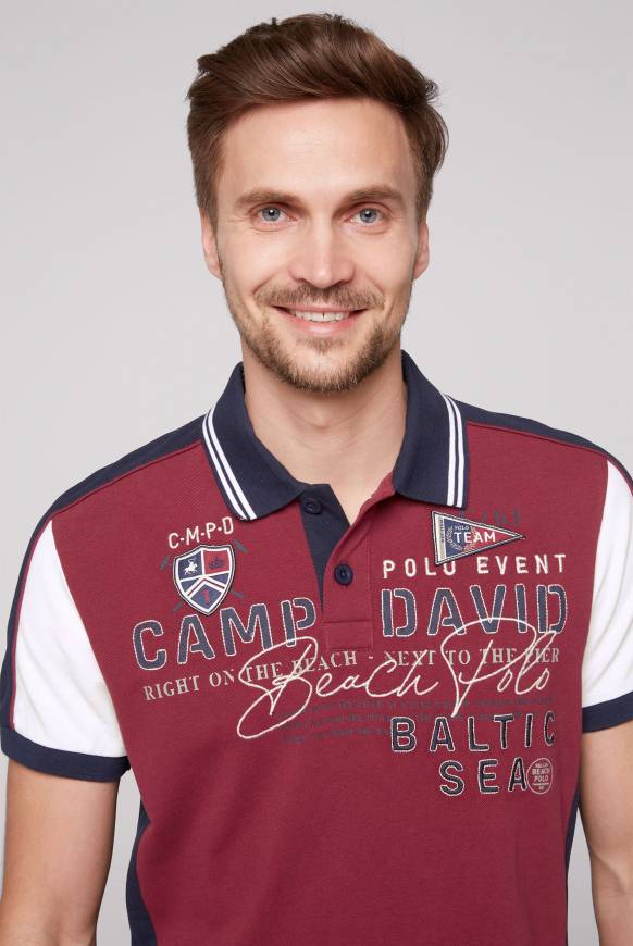 Soccx Pikee-Polo mit Color-Blocking und Artwork burgundy Speichern exportieren