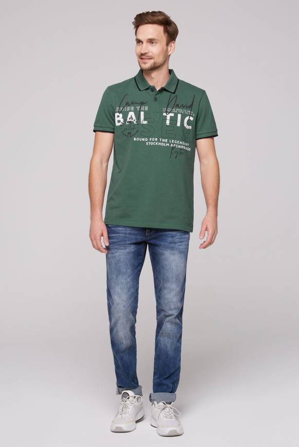 Soccx Poloshirt aus Pikee mit Rubber Print dark green zollfrei