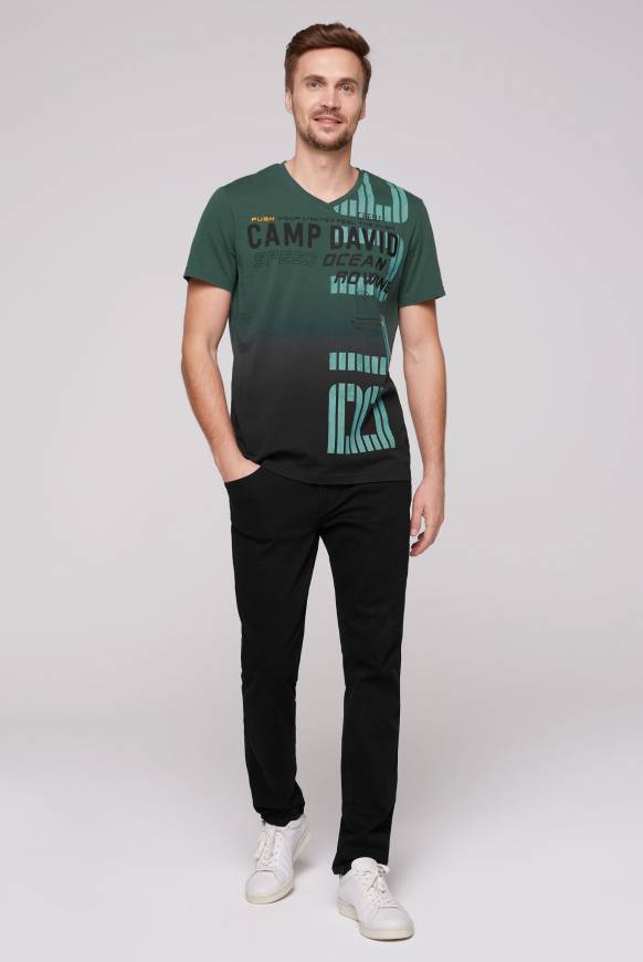 Soccx V-Shirt Dip Dye mit Label Print dark green M Outlet